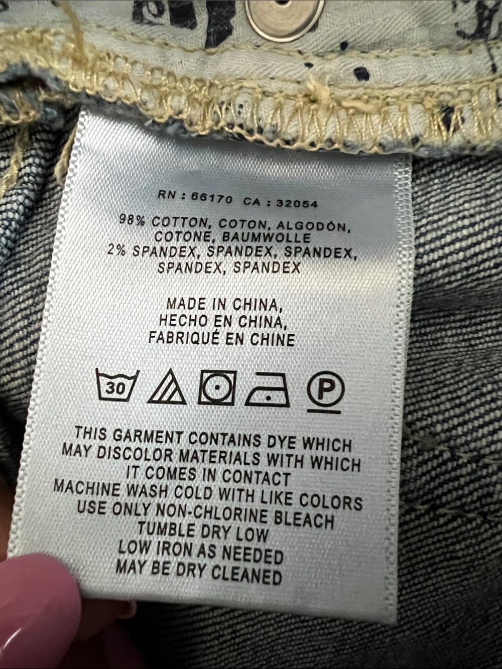 EUC Pilcro and the Letterpress Slim Boyfriend Jeans Raw Hem Distressed Size 27 - Picture 10 of 13